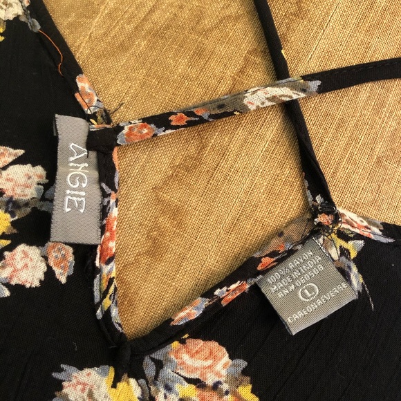 Flower Wrap Dress - Picture 5 of 5